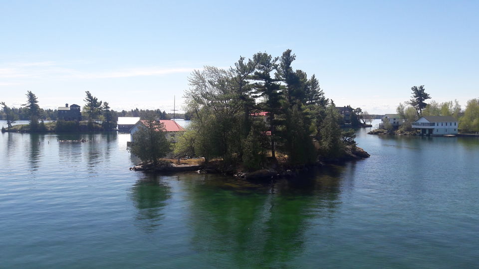 Photo of Incredible wonder, 1000 Islands! 6/11 by Farawayfromthemaddingcrowd