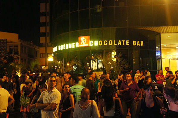 Photo of Dizengoff Square, Tel Aviv, Israel by Julie