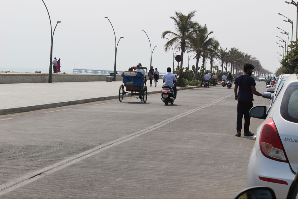 Photo of Rock Beach, White Town, Puducherry, India by Jatin Gangwani