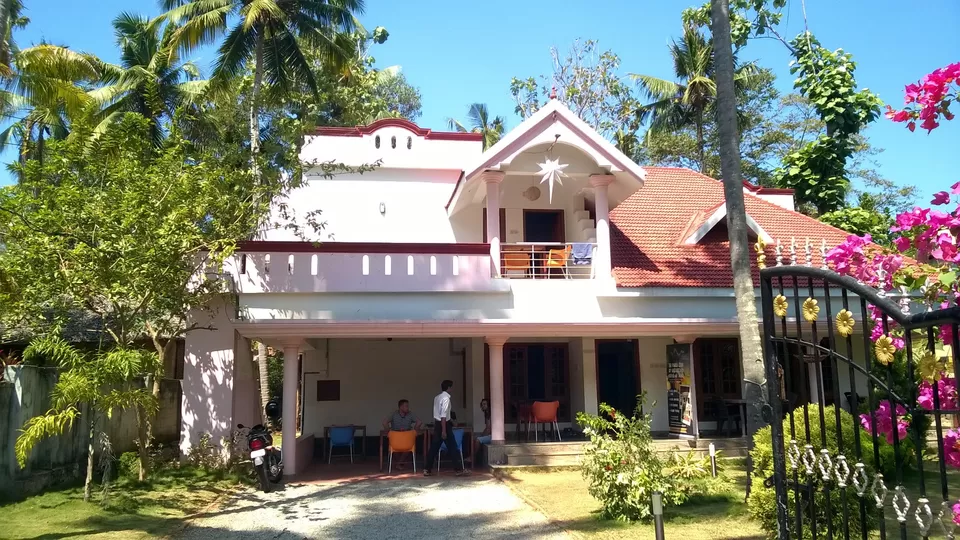 Photo of Vedanta Wake up, Varkala, Kerala, India by Mayur Sontakke