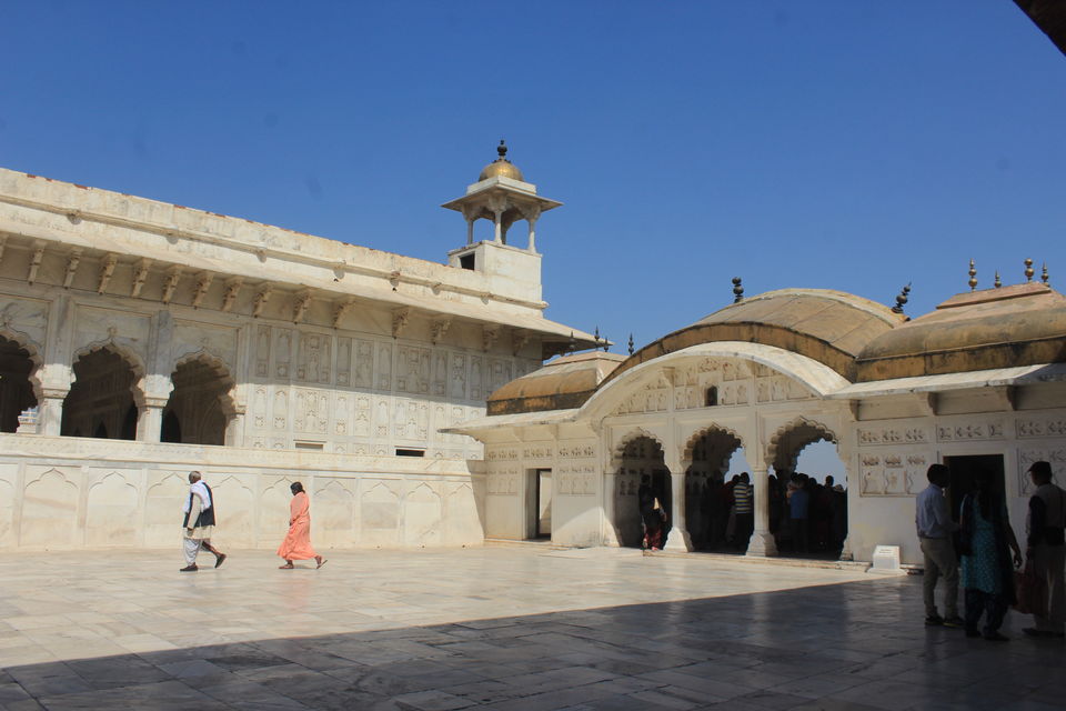 Photo of Agra Fort – 11 Interesting Facts by Souparna Chakraborty