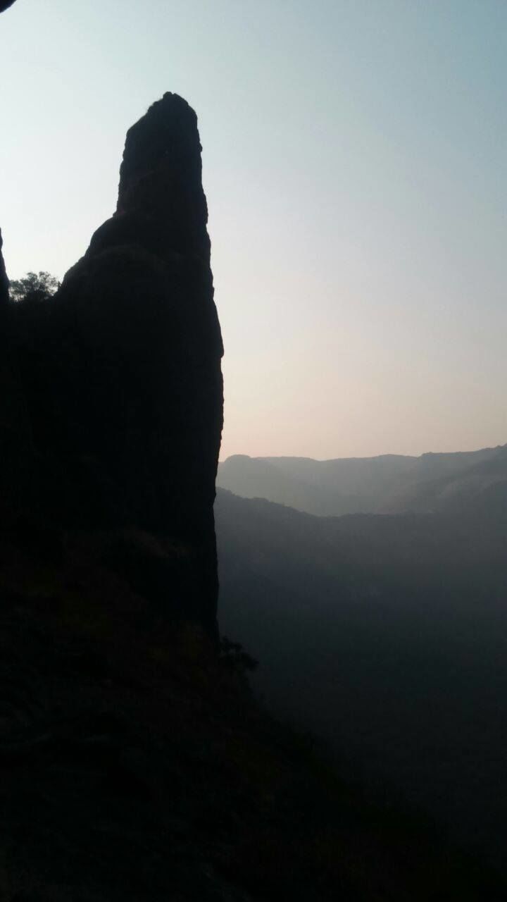 Photo of Trek Picks of Dhak Bhairii 8/78 by Dhaval Katakia