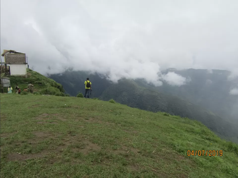 Photo of Laitlum Grand Canyon, Meghalaya, India by Wan-doc-rer