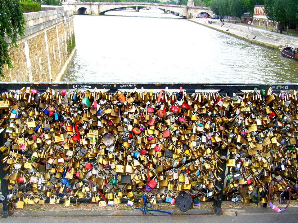 Photo of Paris, France by Rahul