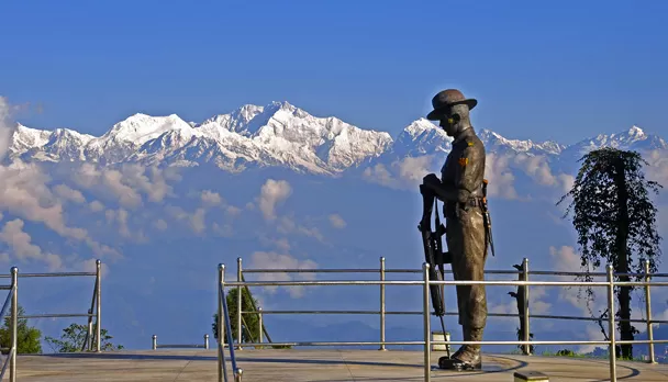Photo of Batasia Loop, West Point, Darjeeling, West Bengal, India by Rahul