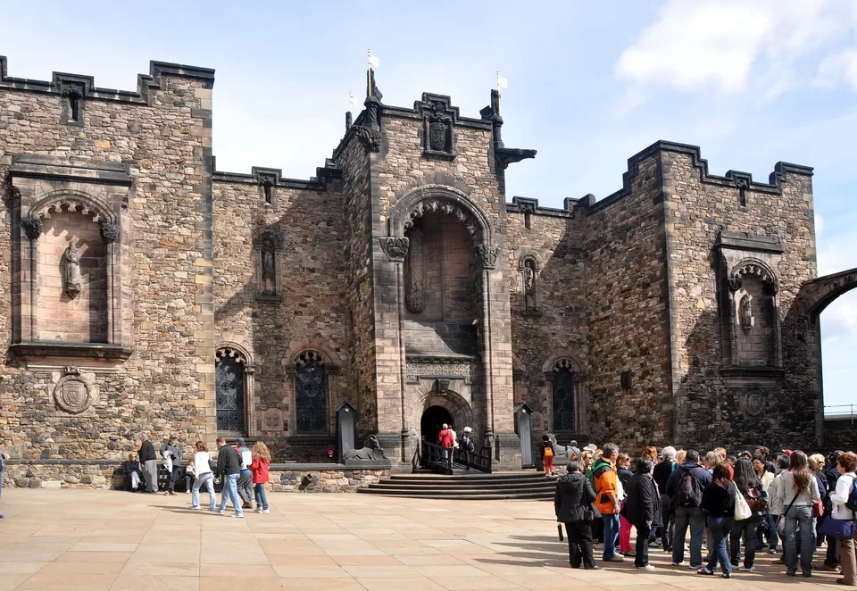 Photo of Scottish National War Memorial, Edinburgh, United Kingdom by Rahul