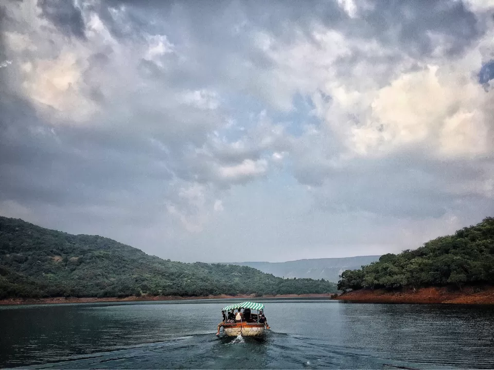 Photo of Vasota Bamnoli Ferry Line, Satara, Maharashtra, India by Vishal Bhanushali