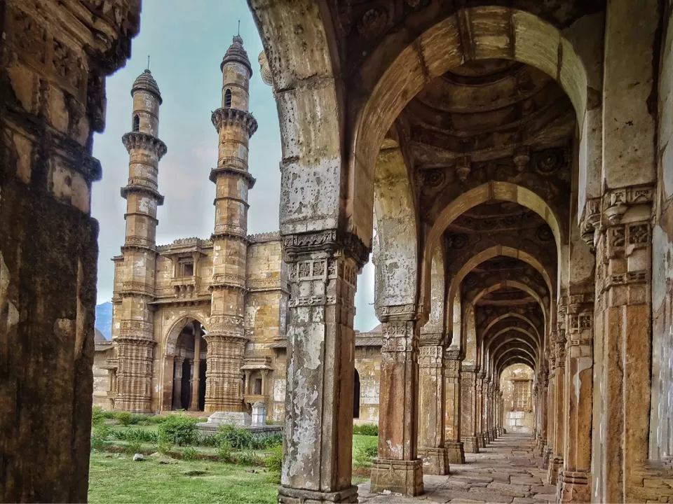 Photo of Jami Masjid, Gujarat State Highway 150, Champaner, Gujarat, India by Vishal Bhanushali
