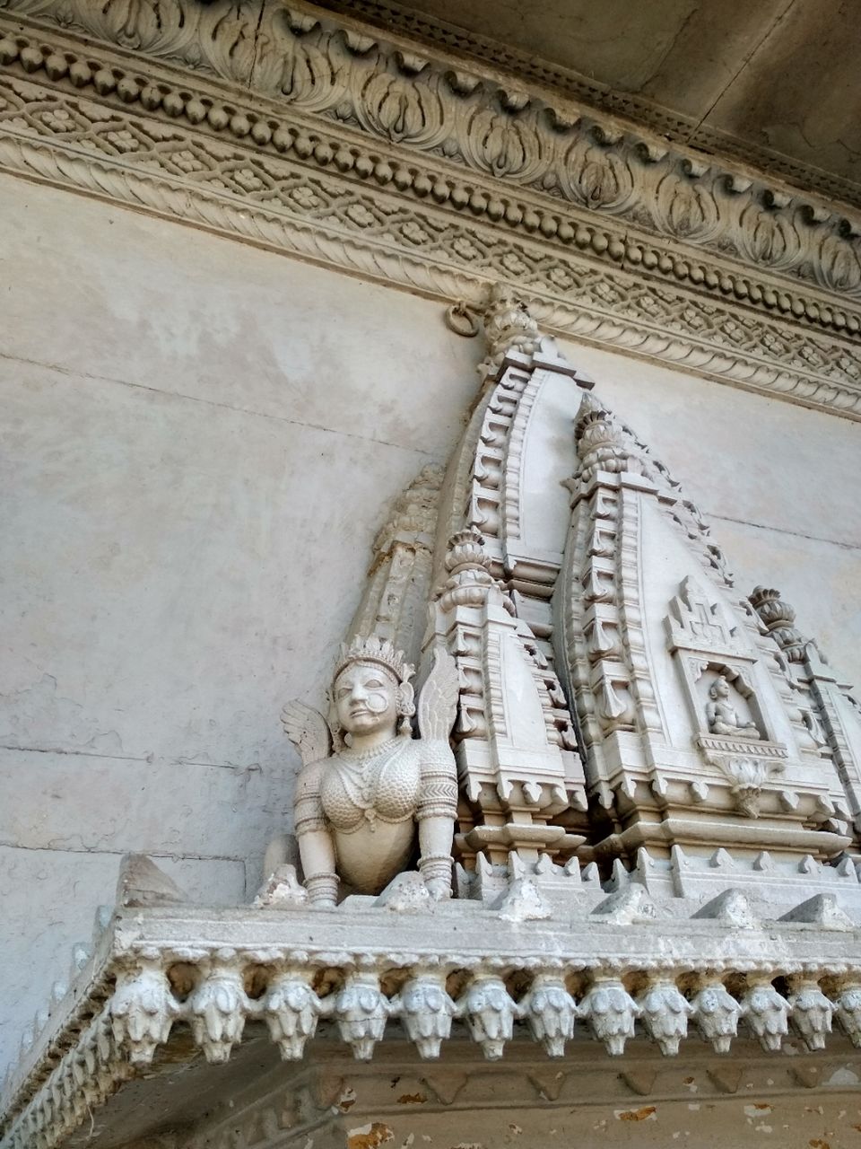 Photo of Allahabad's 500 Year Old Ancestor to the Architecture of Akshardham #TheCityOfKumbh #notontripoto by Bespectacled_adventurer@Nishtha Mishra