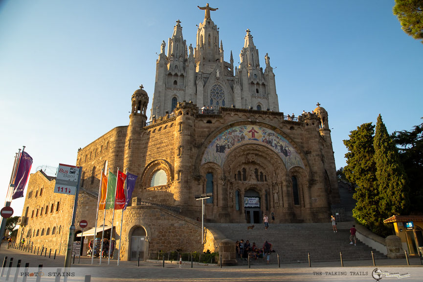 Photo of Barcelona – A Complete Travel Guide by Kanika Kalia
