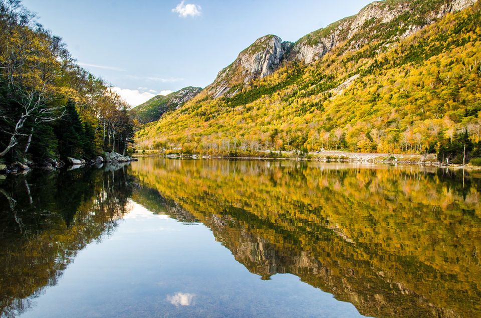 Photo of BEST FALL FOLIAGE DRIVES IN NEW ENGLAND 11/11 by Kanika Kalia