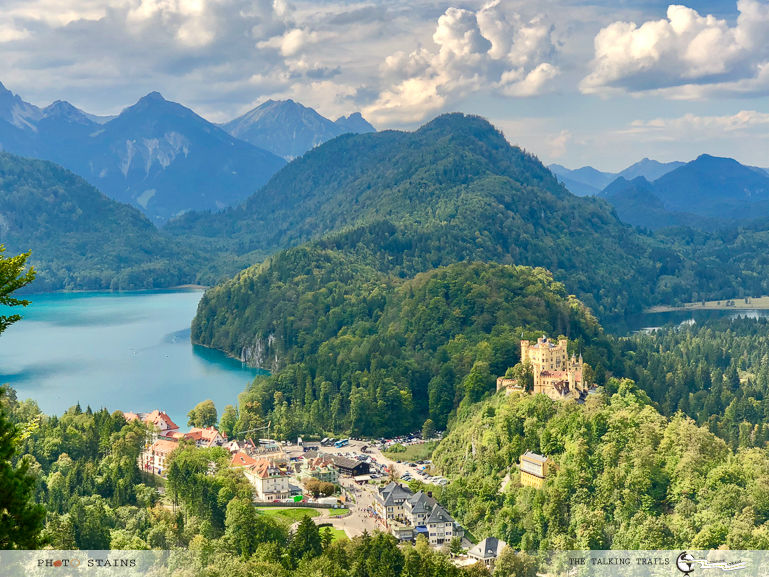 Photo of HOW TO VISIT NEUSCHWANSTEIN CASTLE WITHOUT THE CROWDS 2/6 by Kanika Kalia