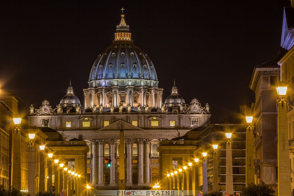 Photo of Peeping at the Pope: Vatican City 2/14 by Kanika Kalia