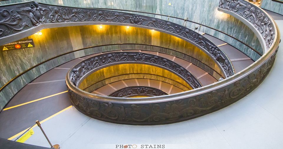 Photo of Peeping at the Pope: Vatican City 4/14 by Kanika Kalia