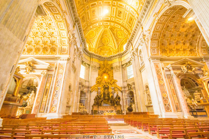 Photo of Peeping at the Pope: Vatican City 14/14 by Kanika Kalia