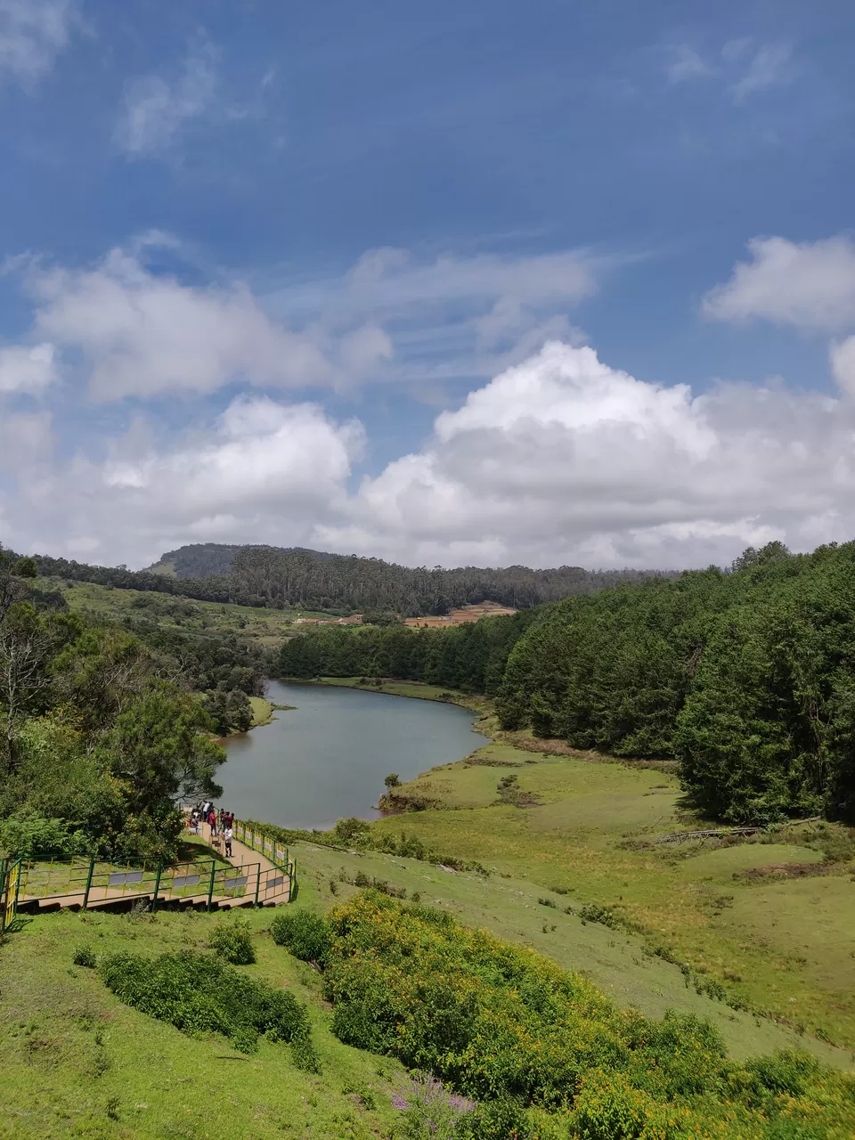 Photo of Pykara WaterFalls, Pykara, Sholur, Tamil Nadu, India by nithinpn86