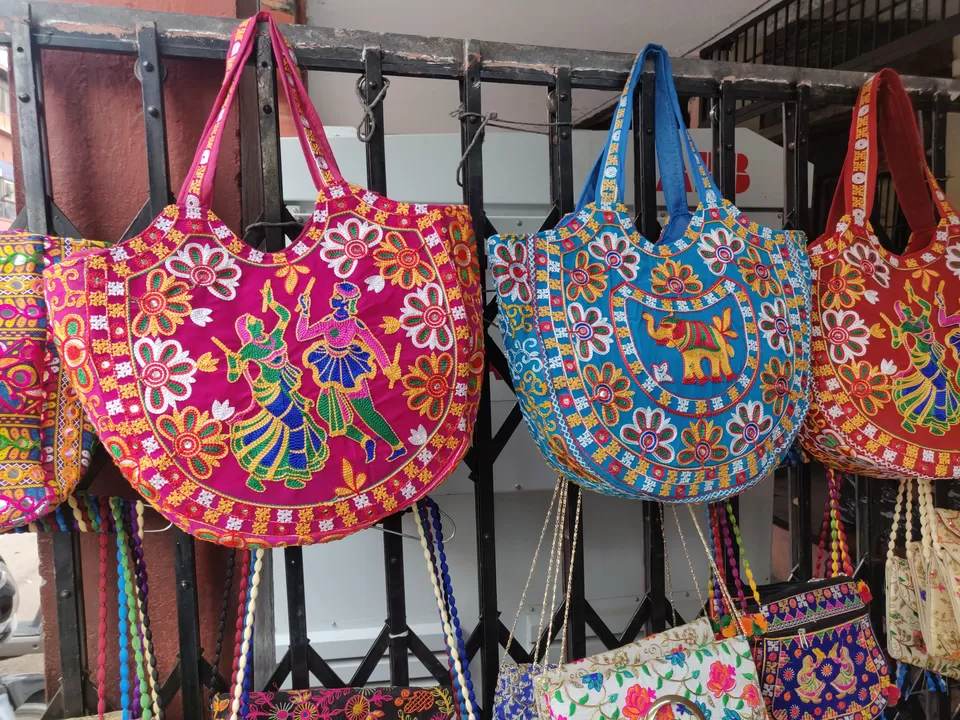 Photo of Bapu Bazar, Biseswarji, Jaipur, Rajasthan, India by nithinpn86