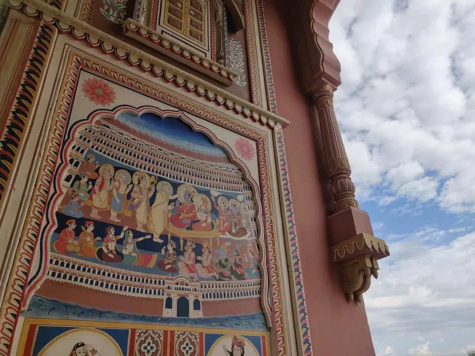 Photo of Patrika Gate, Jawahar Circle, Jaipur, Rajasthan, India by nithinpn86