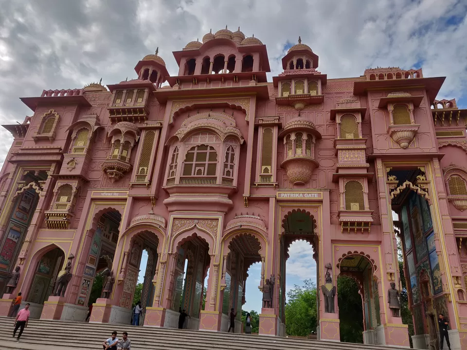 Photo of Patrika Gate, Jawahar Circle, Jaipur, Rajasthan, India by nithinpn86