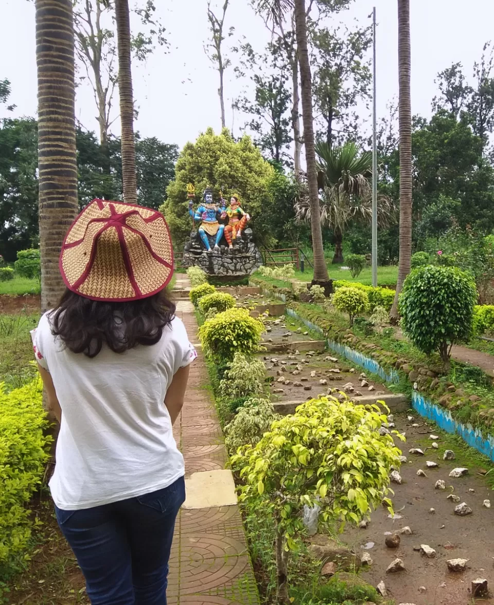Photo of Padmapuram Garden, Araku, Andhra Pradesh, India by Garima Behal