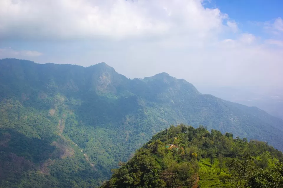 Photo of Dolphin's Nose Road, Alwarpet, Coonoor, Tamil Nadu, India by GlobalOutcast