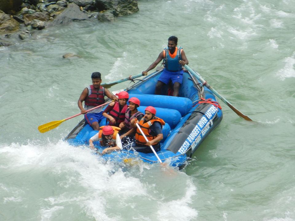 Photo of Teesta River Rafting, Tista Bazar, West Bengal, India by Pooja Shah
