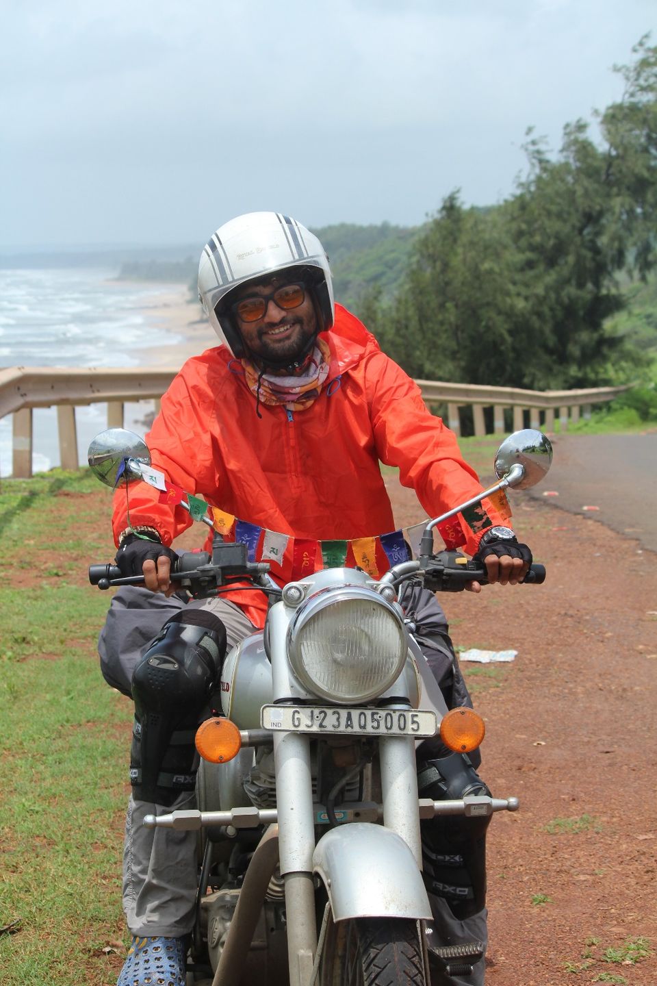 Photo of Two Insane Travelers all set to cover the Indian Coastline on two wheels from Gujarat to Orissa! 4/6 by World of Wanderer