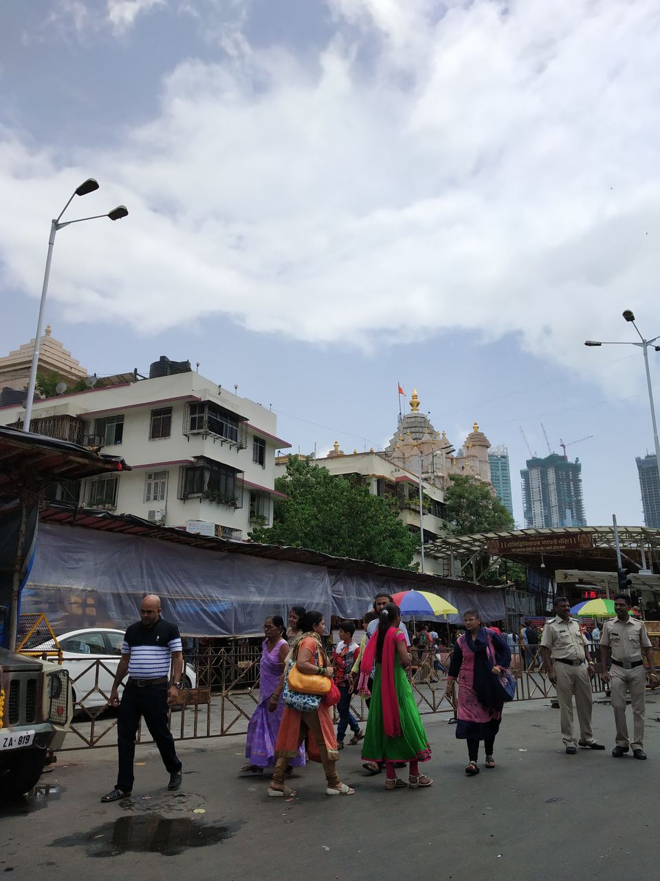 Photo of Siddhi Vinayak Mandir Back Entrance, Khed Galli, Prabhadevi, Mumbai, Maharashtra, India by KASHISH BHATIA