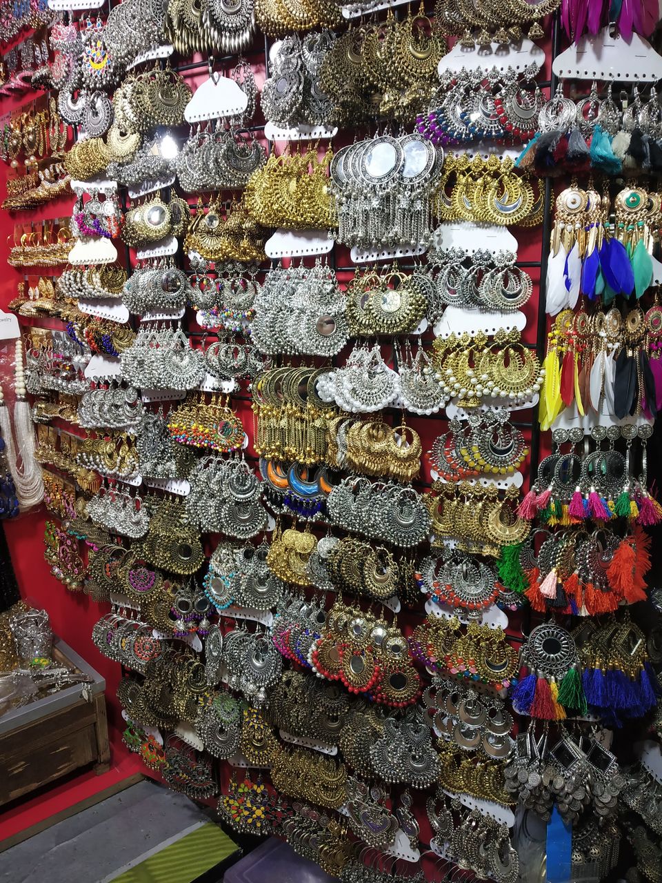 Photo of Colaba Causeway, Azad Nagar, Colaba, Mumbai, Maharashtra, India by KASHISH BHATIA