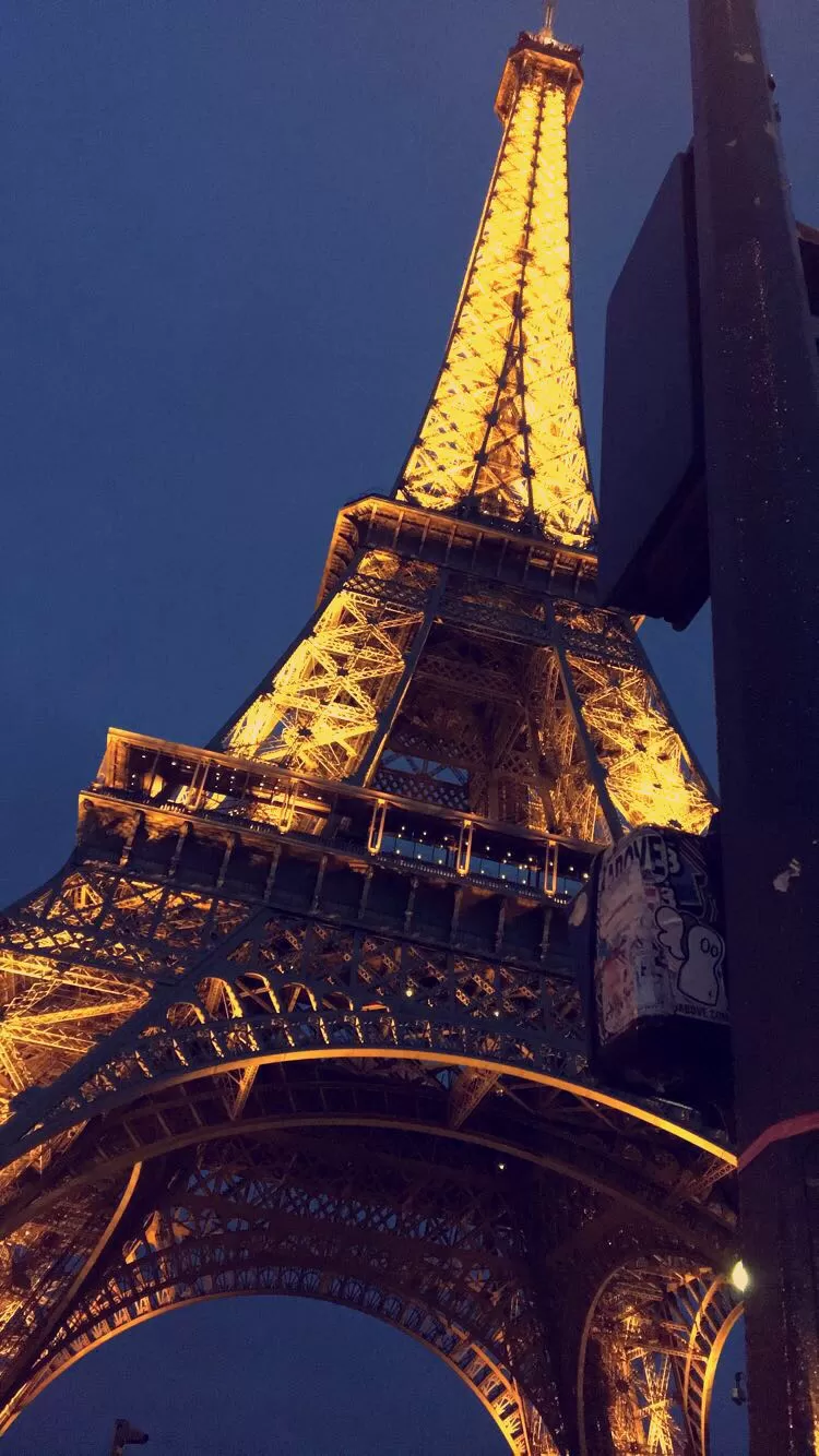 Photo of Eiffel Tower View, Paris, France by Sanchayika Mathur