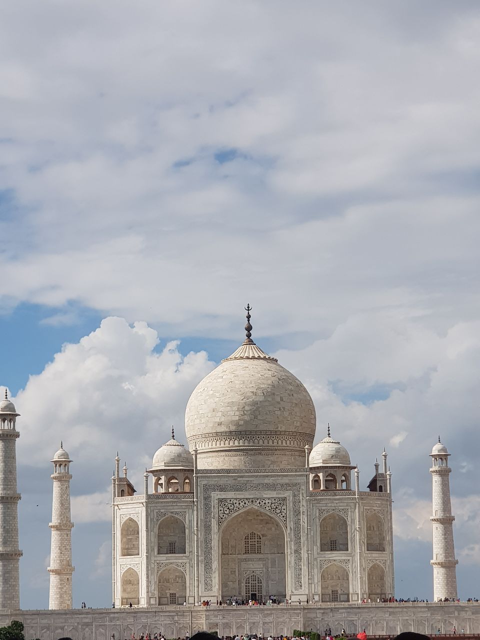 Photo of Taj Mahal by Sudhir Rai