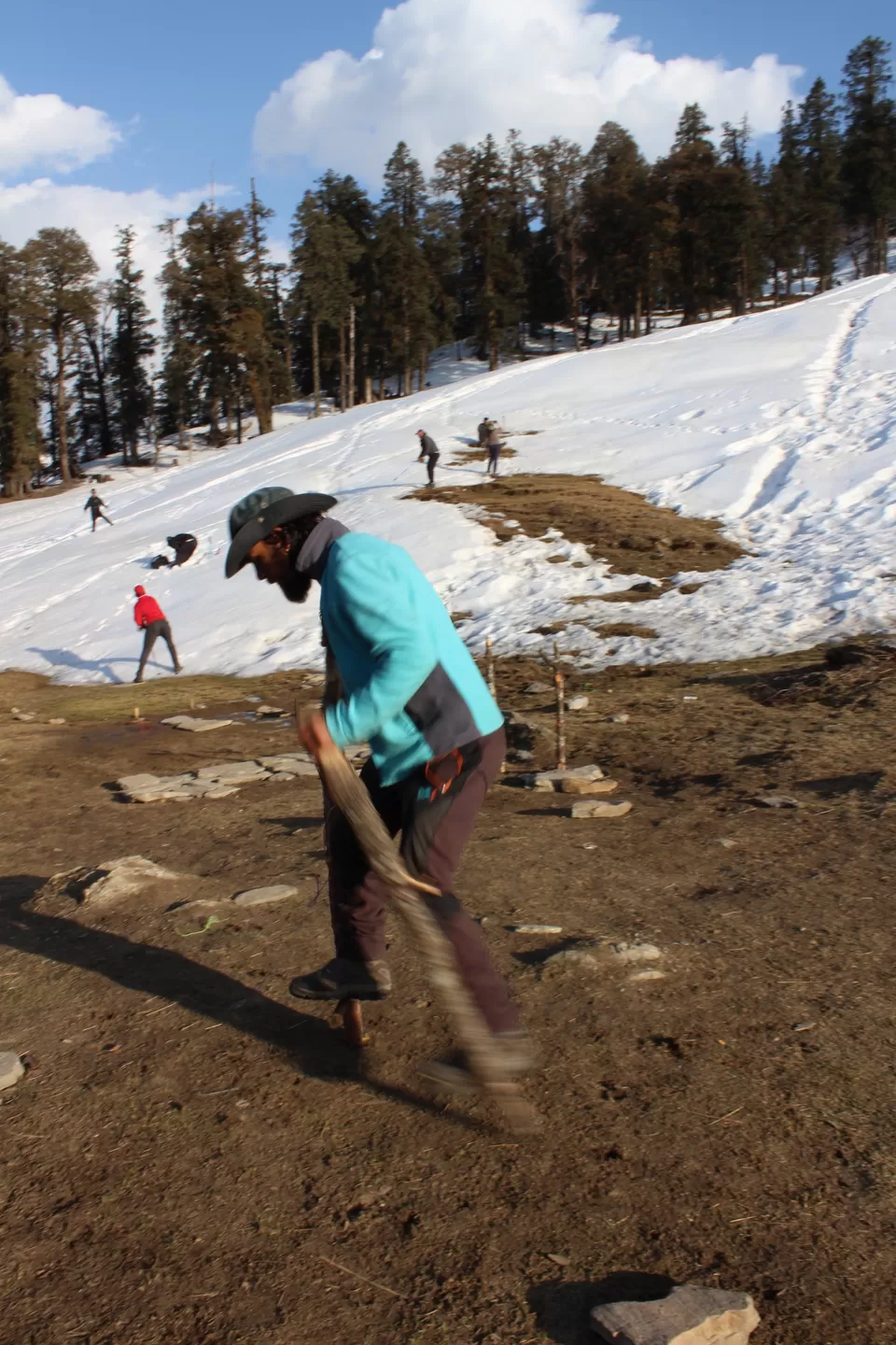 Photo of Kedarkantha Base Camp, Singtur Range, Uttarakhand, India by Ranjani Surashastry