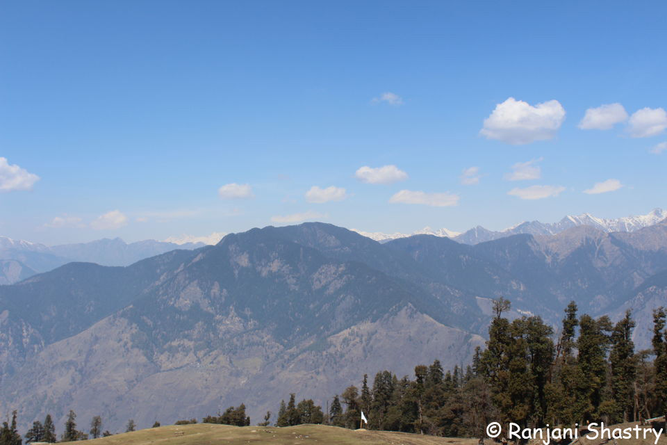 Photo of Kedarkantha Base Camp, Singtur Range, Uttarakhand, India by Ranjani Surashastry