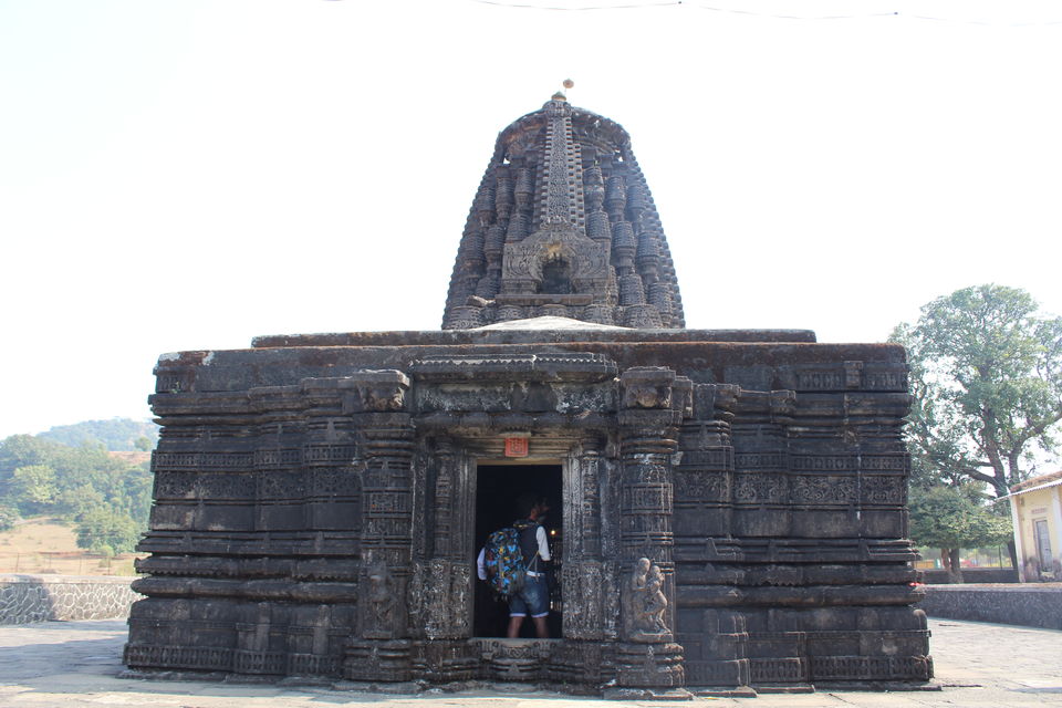 Photo of Amruteshwar Temple:Places Near by Mumbai by Manju Gawde