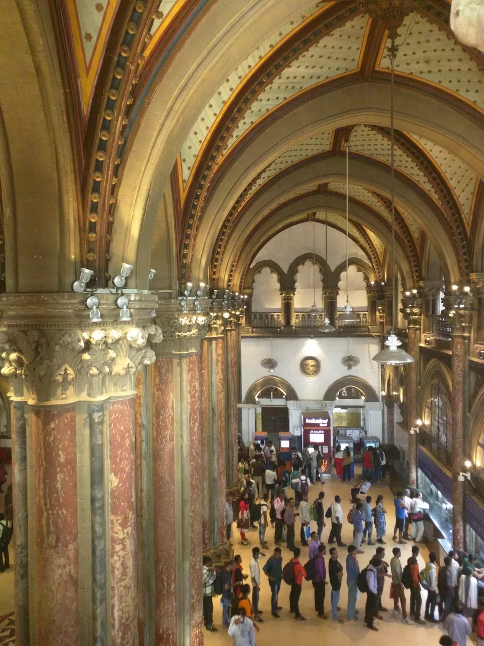 Photo of Chhatrapati Shivaji Terminus, Chhatrapati Shivaji Terminus Area, Mumbai, Maharashtra, India by Offbeat Voyagers