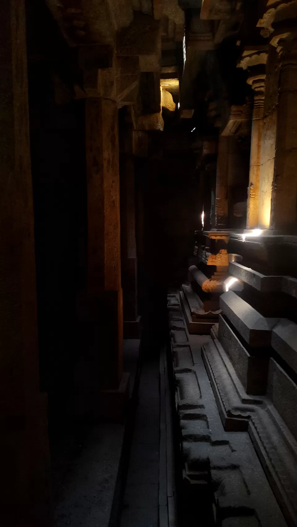 Photo of Vitthala Temple, Hampi, Karnataka, India by Offbeat Voyagers