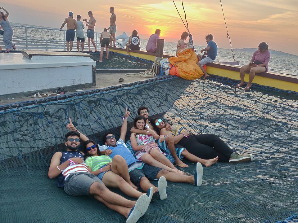 Photo of Jiggy Boat Party I Jiggy Bar I Jiggy Island, Jalan Pantai Gili Trawangan, Gili Indah, North Lombok Regency, West Nusa Tenggara, Indonesia by Offbeat Voyagers