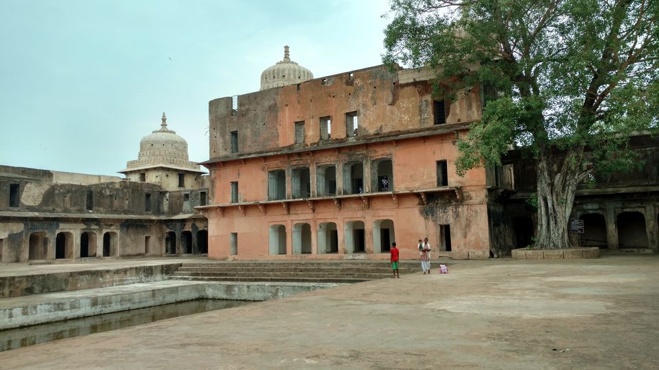 Photo of A Palace, Built Within Three Days with Black Magic, Faces Neglect 4/12 by Rupa Abdi