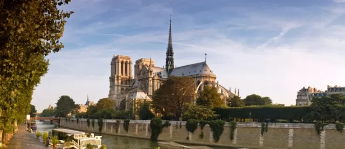 Photo of Notre Dame Cathedral, Parvis Notre-Dame - place Jean-Paul-II, Paris, France by Puru