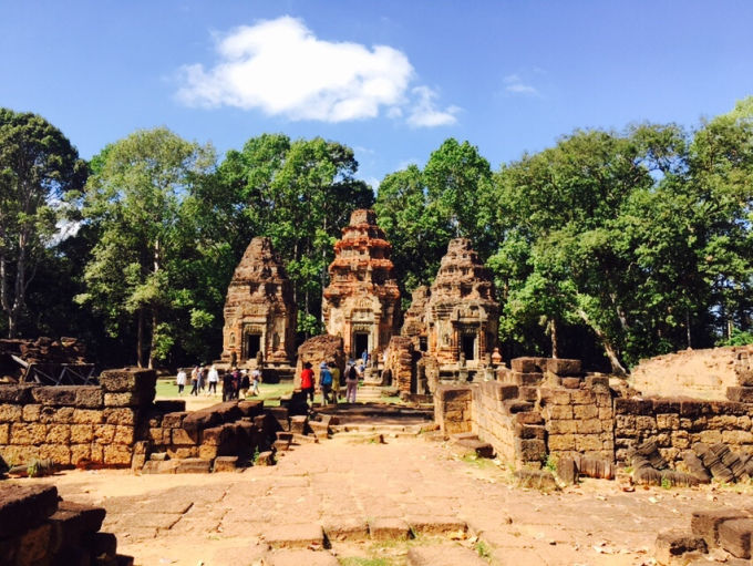 Photo of A Complete Guide To The Angkor Wat Temples - Cambodia 4/11 by Shreya Jana