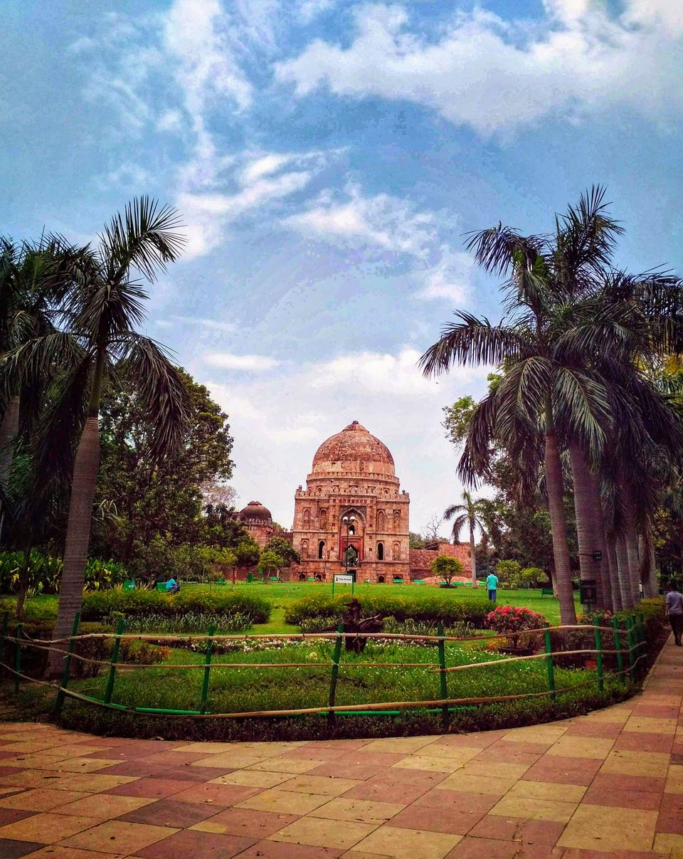Photo of Lodhi Garden, Lodhi Road, Lodhi Gardens, Lodhi Estate, New Delhi, Delhi, India by Ipsita Ghosh