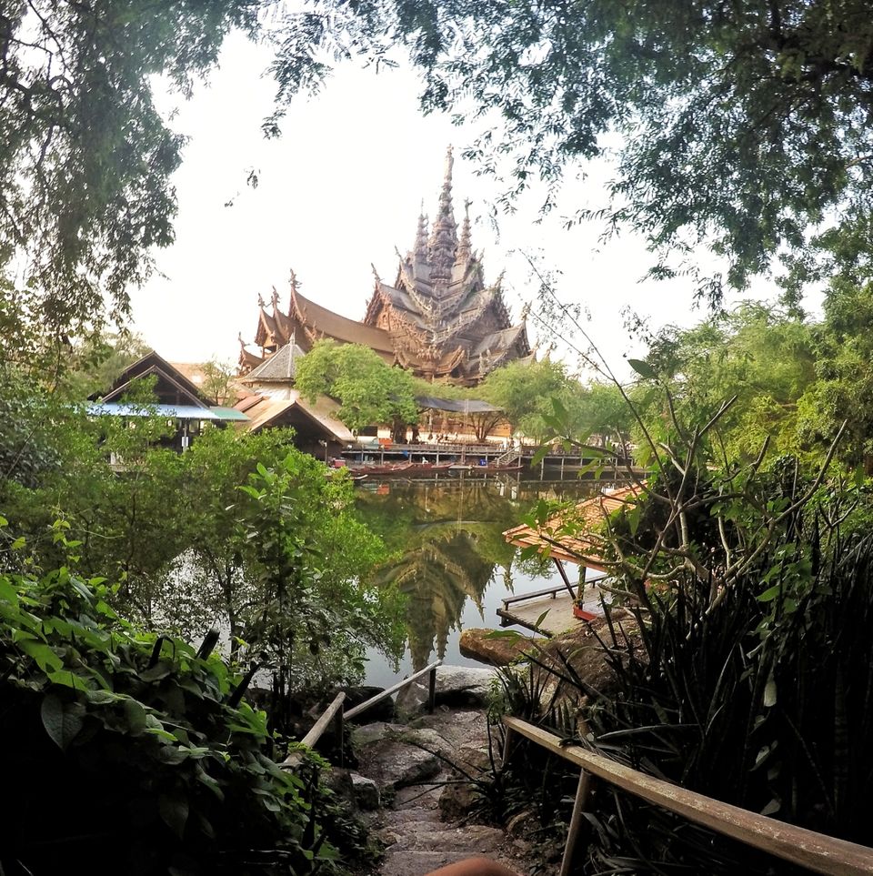 Photo of Sanctuary of Truth, Pattaya-Naklua, Pattaya City, Bang Lamung District, Chon Buri, Thailand by Tejas Ghorpade