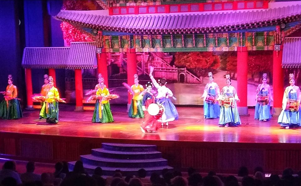Photo of Alcazar Cabaret Show, Pattaya Sai 2 Rd, Pattaya City, Bang Lamung District, Chon Buri, Thailand by Tejas Ghorpade