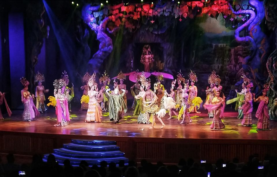 Photo of Alcazar Cabaret Show, Pattaya Sai 2 Rd, Pattaya City, Bang Lamung District, Chon Buri, Thailand by Tejas Ghorpade
