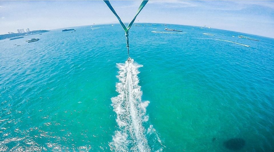 Photo of The Coral Islands, Koh Larn, Pattaya, Bang Lamung District, Chon Buri, Thailand by Tejas Ghorpade