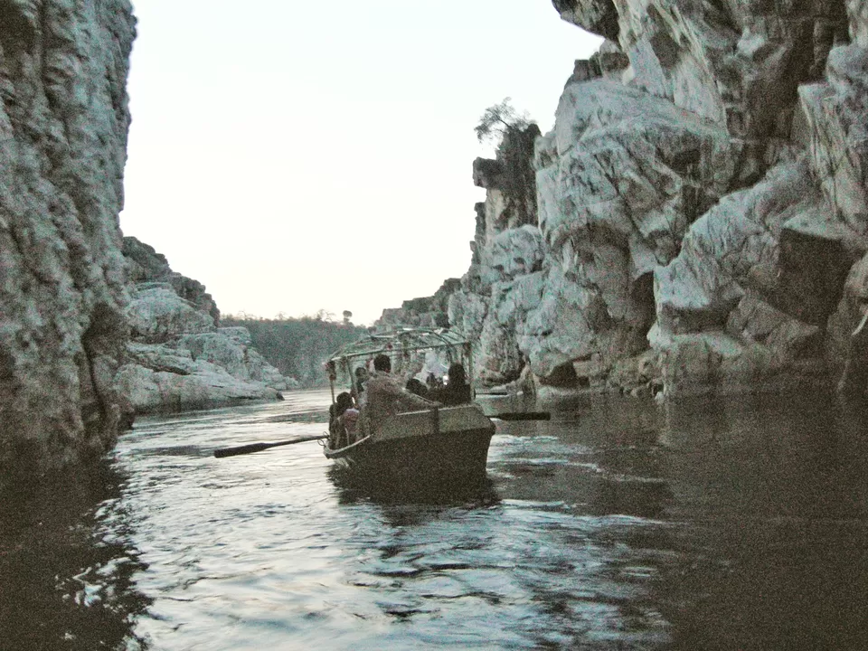 Photo of Bheda Ghat, Madhya Pradesh, India by vinayak pure