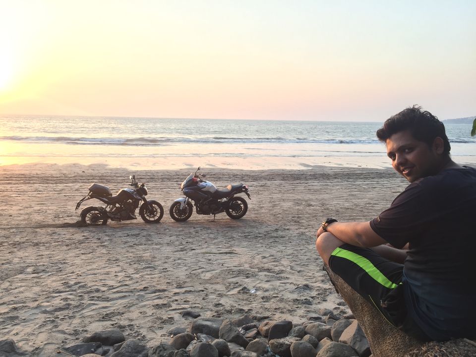 Photo of Beach Ride to Murud/ Janjira/Nandgaon. 15/25 by Dr.Rohan SP.