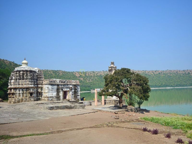Photo of Lonar Lake, Maharashtra by The Travelizer
