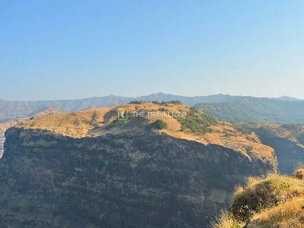 Photo of Lingana Fort, Kadsari Lingana, Maharashtra, India by The Travelizer