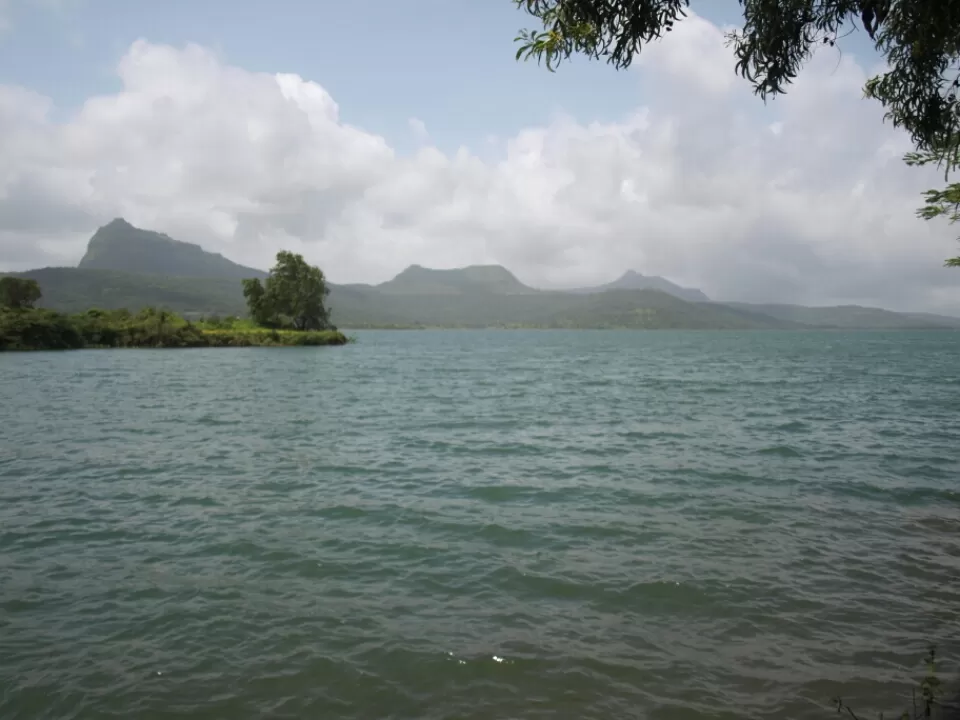 Photo of Pawna Lake, Maharashtra by Meghana Desai